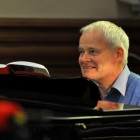 Accompanist Robert Duncan